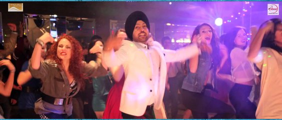 Shoulder  Jatt & Juliet 2 diljeet singh neeru bajwa song