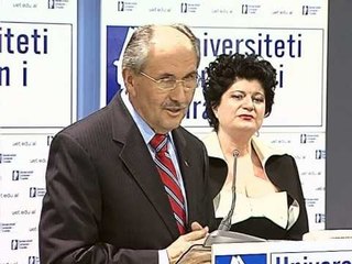 “SHQIPERIA NE TRANZICION” PROMOVOHET LIBRI I PUBLICISTIT ELEZ BIBERAJ LAJM