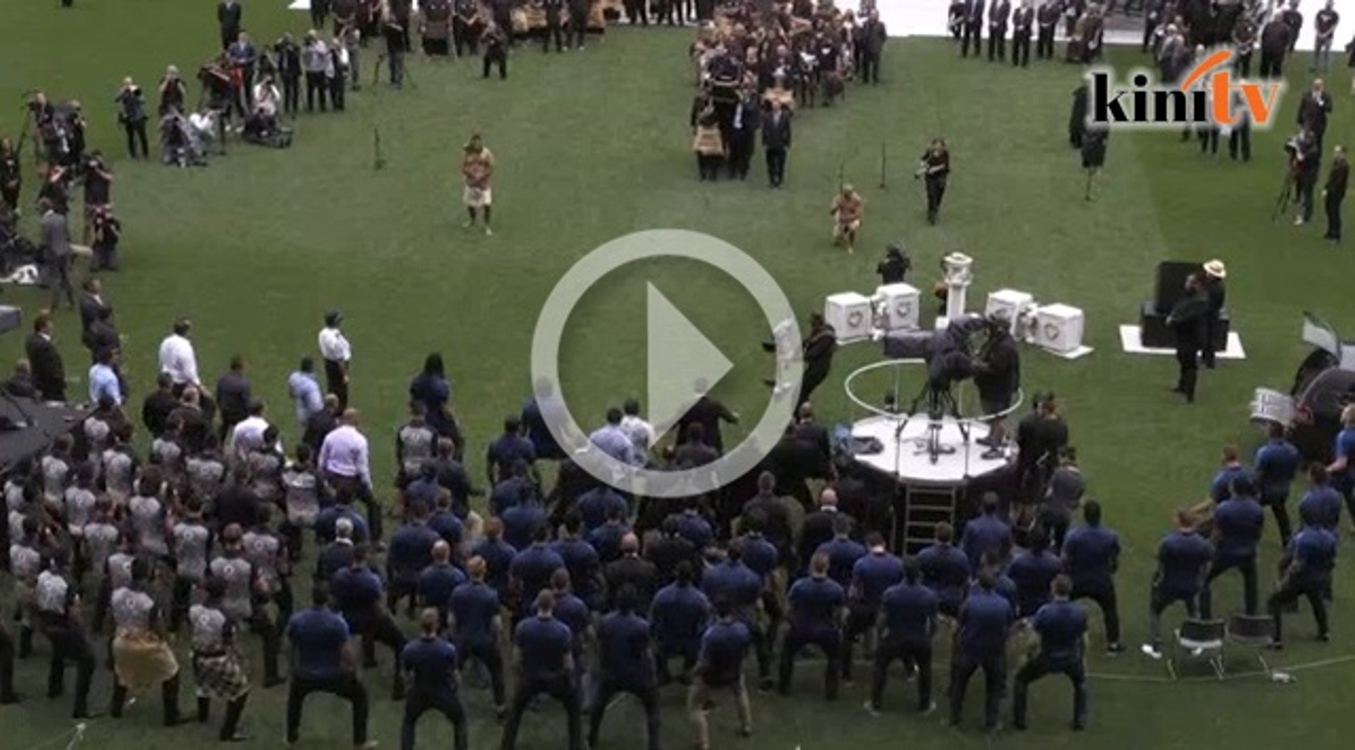 Final Haka For Jonah Lomu At Eden Park Video Dailymotion