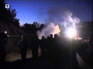 NDALET KFOR SERBET VIJOJNE TE QENDROJNE NE BARRIKADAT NE VERI LAJM