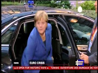 SAMITI PER GREQINE LIDERET DISKUTOJNE PAS MARREVESHJES PER BANKAT LAJM