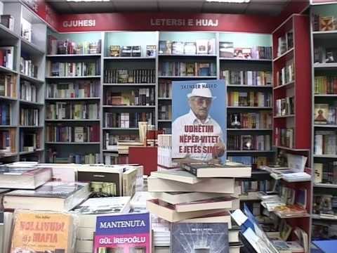 VITRINA E LIBRIT LIBRAT ME TE RINJ NE RAFTET E LIBRARIVE LAJM