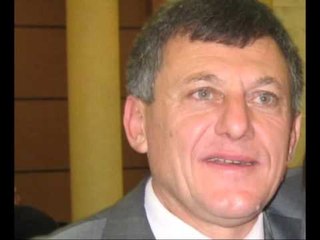 VDES OFICERI I SHISH GJENDET I KARBONIZUAR DYSHOHET PER VETVRASJE  LAJM