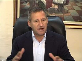 NDOKA PER TE DJATHTEN MBESHTETJE PER PARTINE E RE QE DO TE KRIJOJE TOPI LAJM