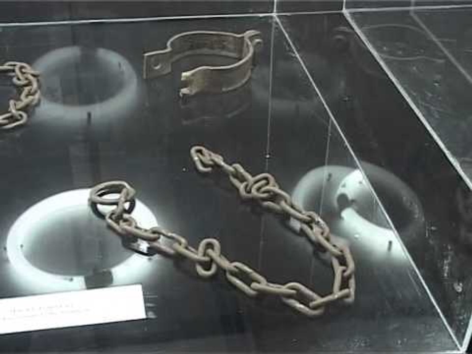 67 VJET NGA MASAKRA PERKUJTOHET MASAKRA E KOMUNISTEVE NE TIRANE LAJM