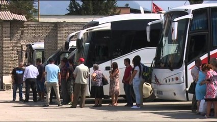 MINISTRI I TRANSPORTEVE HAXHINASTO DEKLARON SE GJYSMA E AUTOBUSEVE PUNOJNE NE TE ZEZE LAJM