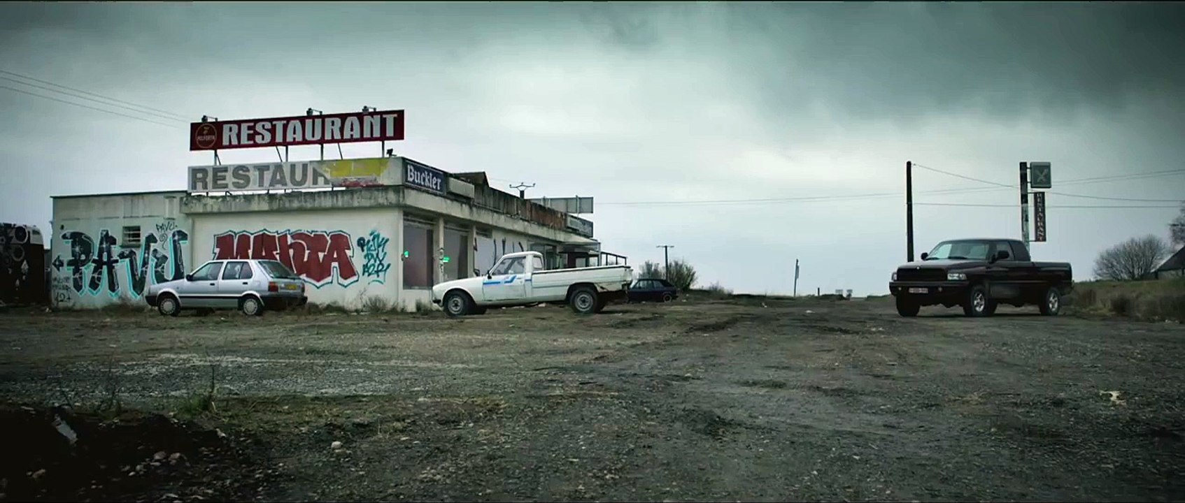 LES PREMIERS LES DERNIERS - Bande annonce - Au...