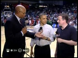 OBAMA DHE KAMERUN BASHKE NE AFGANISTAN DERI NE FUND TE MISIONIT LAJM