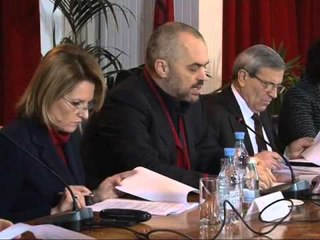 KRYESIA E PS MIRATON KANDIDATURAT PER KRYETAR NE DISA RRETHE LAJM
