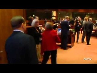 EDHE BOSI KUNDER SHEFI I “LEGA NORD” I KERKON LARGIMIN BERLUSCONIT LAJM