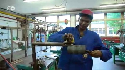 KENDEVESHTRIMI TJETER,NE GJERMANI EMIGRANTET SHIHEN SI MUNDESI PER KRAH PUNE LAJM