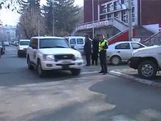 SHEFI I RI I UNMIK FARID ZARIF TAKON LIDERET E SERBEVE NE ZVEÇAN LAJM