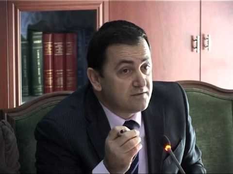 LIGJI PER ARSIMIN E LARTE PERPLASEN DEPUTETET E MAZHORANCES NE KOMISION LAJM