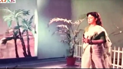 DUKKHE TO SOBAI KADE O PAGOL HASTE -SABINA YESMIN