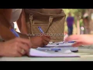 Kosovë, opozita mbledh firmat kundër asociacionit - Top Channel Albania - News - Lajme