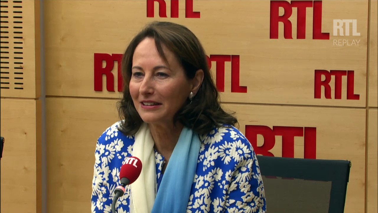 "Il ne faudrait pas que les sociétés d'autoroutes profitent de la COP21 pour faire des annonces intempestives", met en garde Ségolène Royal