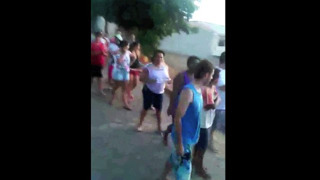 Moradores não conseguem pegar água em Colatina