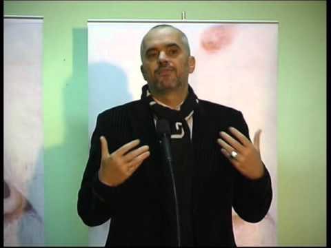 RAMA NE BURREL PREZANTON “KURBAN” SULMON QEVERINE BERISHA LAJM