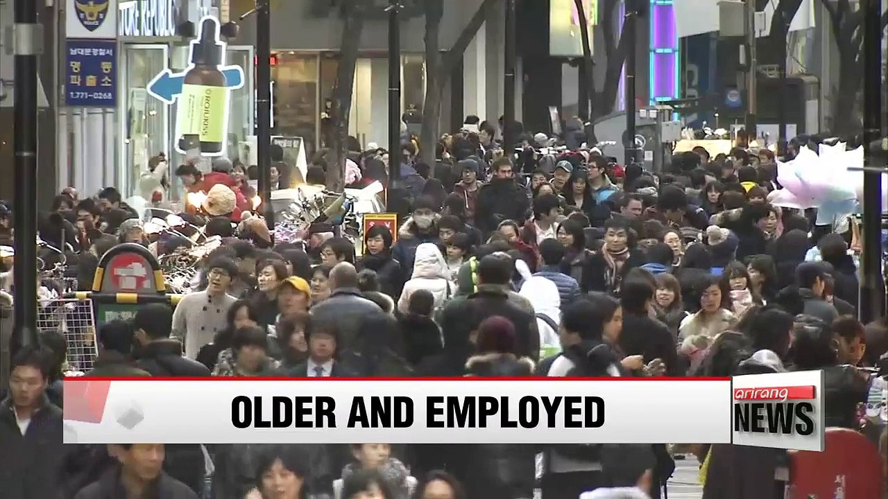 Number of economically active Koreans 50 & over tops 11 million