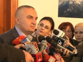 META I GATSHEM LSI E HAPUR NESE KASTRIOT ISLAMI KERKON TE VIJE LAJM