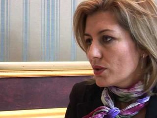 DEBATI PER IMUNITETIN DEPUTETET KOSOVARE PRO DHE KUNDER HEQJES ME LIGJ LAJM