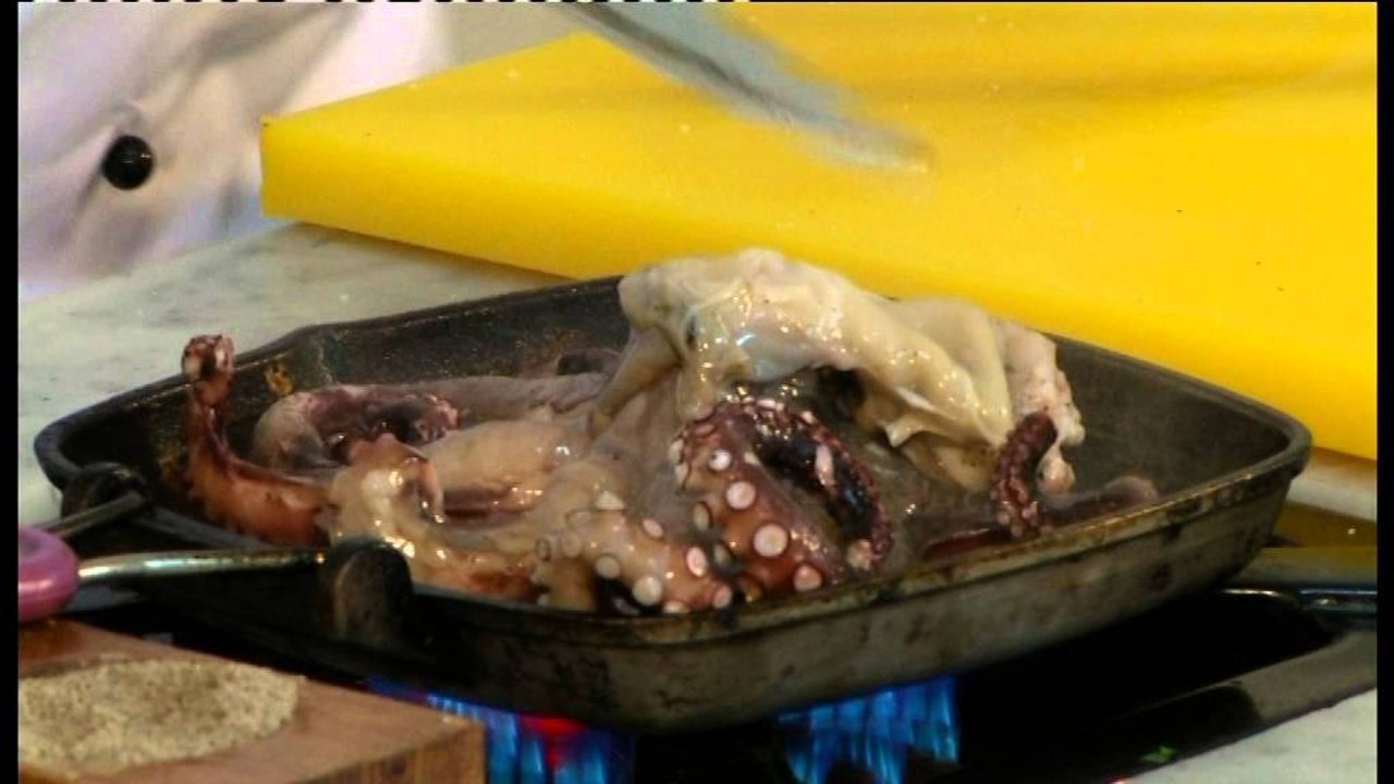 Receta e Ditës, "Sallatë me oktapod" 1 dhjetor 2015 Ora News - Të parët për lajmin e fundit