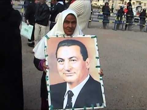 ISH PRESIDENTI NE GJYQ MUBARAK DERGOHET NE GJYKATEN EGJIPTIANE ME BARRELE LAJM