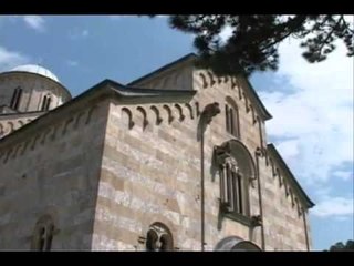 TADIC NE KOSOVE DO TE JETE NE PEJE DHE DEÇAN PER KRISHTELINDJET SERBE LAJM