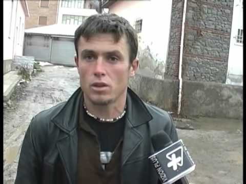 TJETER VDEKJE VDES NE KORÇE E REJA GJATE LINDJES SE FEMIJES LAJM