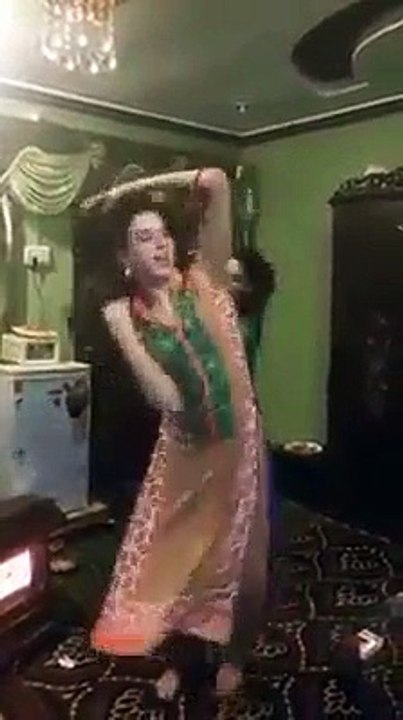 Girl Desi Dance