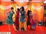 Desi Awesome Cutest Bride Dancing On Mehndi