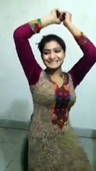 Pakistani Sunny Leone