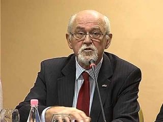 RRITJA E ÇMIMIT TE BILETAVE SHOQATA KEMBENGUL PER RRITJE BASHA JO ARBITRARITETIT LAJM