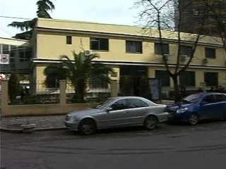 VRASJET NE TIRANE KRERET E POLICISE KERKOJNE ZBARDHJEN E NGJARJEVE LAJM