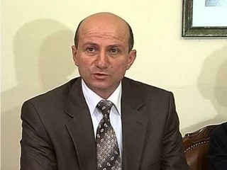 PROVIMI I SHTETIT 90 % E MBETESVE VININ NGA UNIVERSITETET PRIVATE LAJM