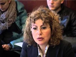 MBIKQYRJA FINANCIARE ENKELEJDA SHEHI MERR EDHE VOTAT E OPOZITES NE KOMISION LAJM