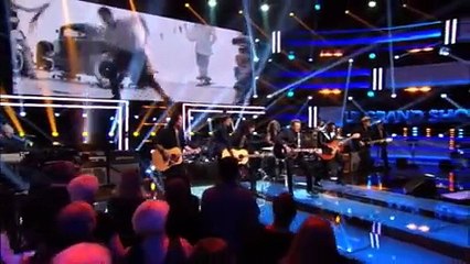 Johnny Hallyday et Yodelice "De l'amour" - Le Grand Show 28/11/2015
