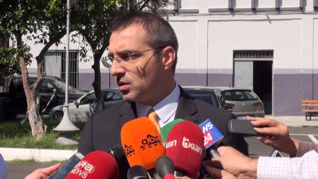 PAS NISHANIT, META TAKOHET ME TAHIRIN