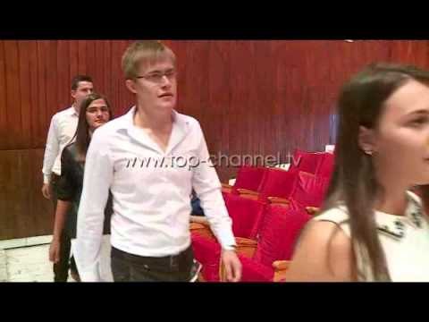 Një Cinema paradiso për qytetin e Lezhës - Top Channel Albania