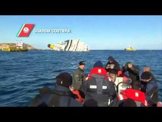 COSTA CONCORDIA PASAGJERET KERKOJNE DEMSHPERBLIM NE MASE REKORD LAJM