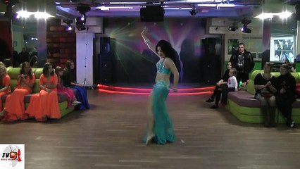 Hot Belly Dance by A Cute Girl