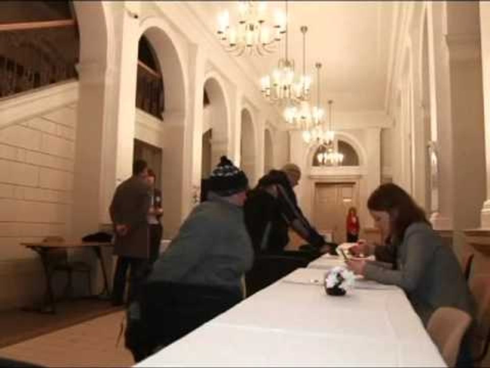 GJUHA RUSE LETONET NE REFERENDUM PER RUSISHTEN ZYRTARE LAJM