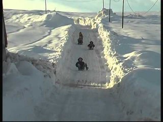 KUKESI I IZOLUAR BANORET E KRAHASOJNE KETE STINE ME DIMRIN E VITIT 1985 LAJM
