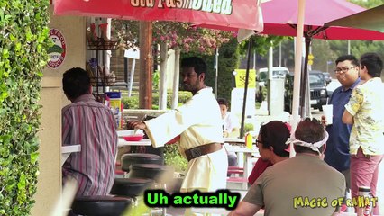 Un Jedi utilise la Force pour attraper du ketchup