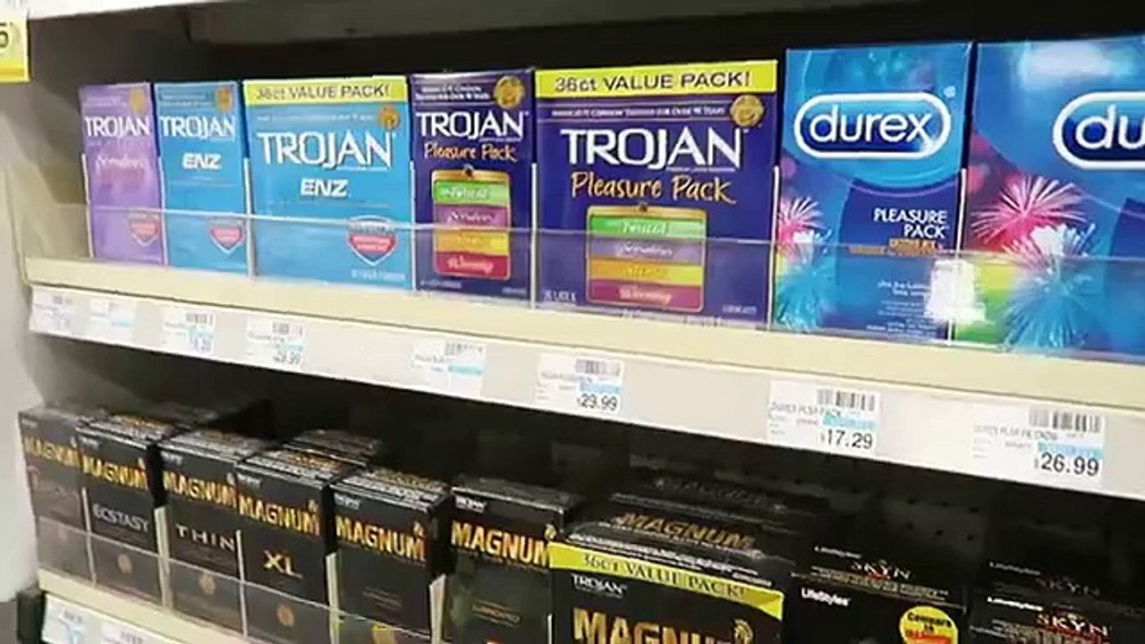 CONDOM CHALLENGE!!! W JENNA MARBLES & JULIEN