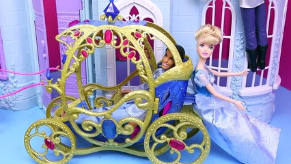 DISNEY PRINCESS CASTLE DOLLHOUSE New Storytime Princess Doll House + Frozen Elsa, Cinderel