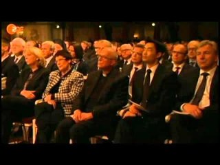 GJERMANIA KERKON NDJESE MERKEL ME FAMILJARET E VIKTIMAVE TE NEONAZISTEVE LAJM