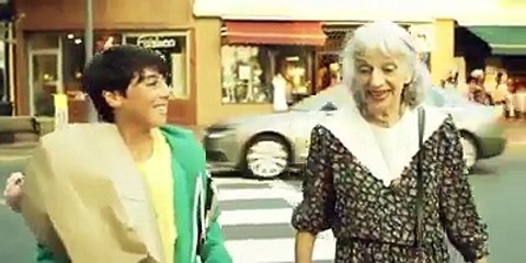 helping chain created by some people