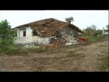 Obot, flasin fqinjët e Ruzhdi Arishtës - Top Channel Albania - News - Lajme