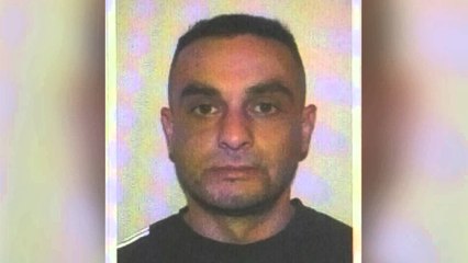 VAJZA TE REJA NE SHPERNDARJEN E DROGES NE TIRANE